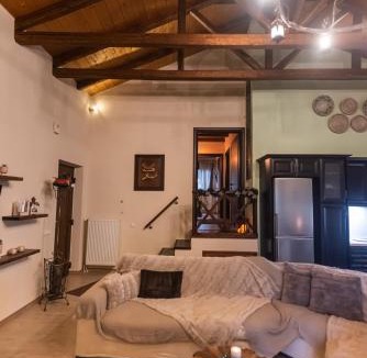 Klavsion House | Ονειροπαγιδα