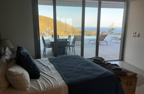 Milopotas Villa | 1 Br Private Couples Mylo Villa No Living Room Close to Mylopotas Beach