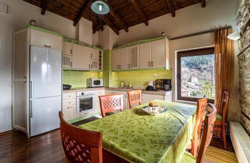 Potamia Ski Chalet | 100 m² Chalet ∙ 2 bedrooms ∙ 6 guests