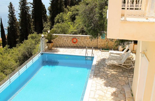 Vlachatika House | 100 m² House ∙ 5 bedrooms ∙ 10 guests