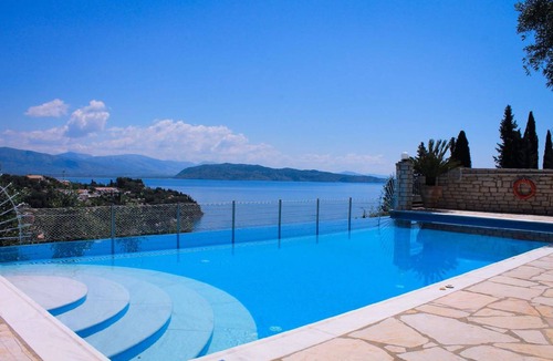 Vlachatika House | 100 m² House ∙ 5 bedrooms ∙ 10 guests