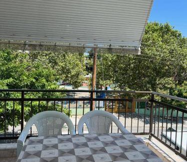 Nea Michaniona House | 100 m² House ∙ 2 bedrooms ∙ 4 guests