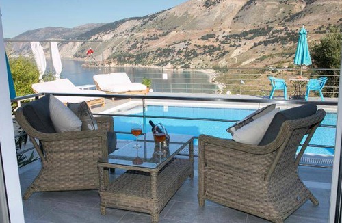 Zola Villa | 100 m² Villa ∙ 2 bedrooms ∙ 5 guests