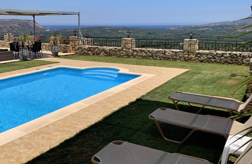 Samonas Villa | 105 m² Villa ∙ 2 bedrooms ∙ 4 guests