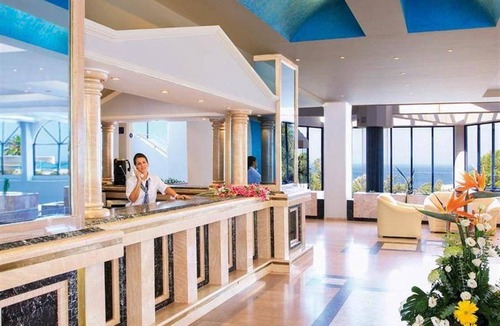 Kallithea Hotel | 108 m² Hotel ∙ 2 bedrooms ∙ 127 guests