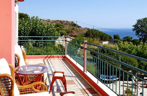 Leivathos Villa | 108 m² Villa ∙ 3 bedrooms ∙ 7 guests