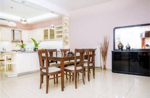 Pitharion Apartment | 110 m² Apartment ∙ 2 bedrooms ∙ 4 guests