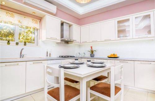 Pitharion Apartment | 110 m² Apartment ∙ 2 bedrooms ∙ 4 guests