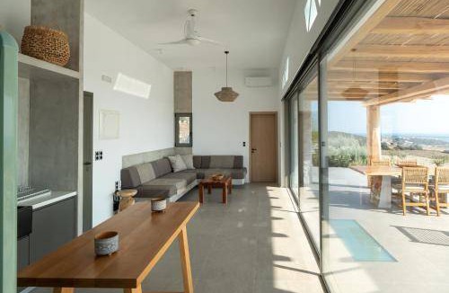 Naxos Resort | 110 m² Resort ∙ 3 bedrooms ∙ 7 guests