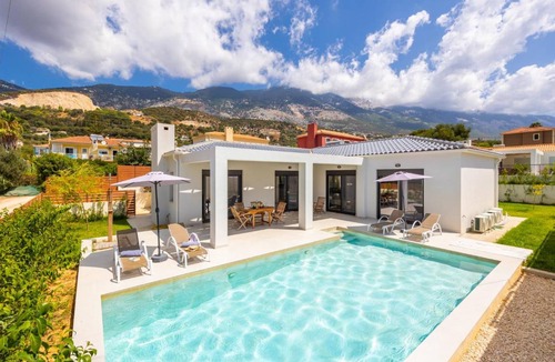 Mousata Villa | 110 m² Villa ∙ 2 bedrooms ∙ 6 guests