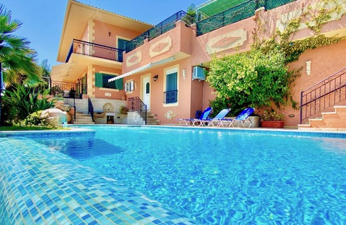 Vlachatika Villa | 110 m² Villa ∙ 3 bedrooms ∙ 6 guests