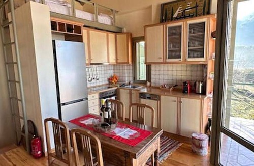 Kalavrita Villa | 110 m² Villa ∙ 3 bedrooms ∙ 7 guests
