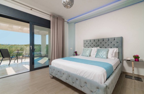 Pantokratoras Villa | 115 m² Villa ∙ 4 bedrooms ∙ 8 guests
