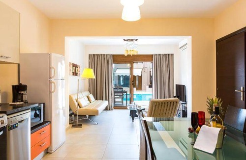 Vlichada Resort | 120 m² Resort ∙ 3 bedrooms ∙ 127 guests
