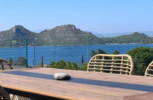 Limni Vouliagmenis Apartment | 120 m² Serviced apartment ∙ 3 bedrooms ∙ 8 guests