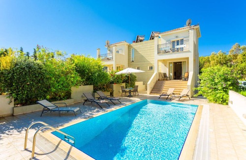 Kateleios Villa | 120 m² Villa ∙ 2 bedrooms ∙ 5 guests