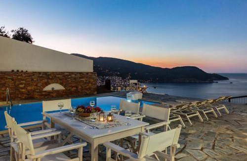 Skopelos Villa | 120 m² Villa ∙ 3 bedrooms ∙ 6 guests