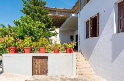 Agria House | 125 m² House ∙ 2 bedrooms ∙ 4 guests