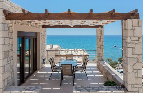 Kastri Villa | 125 m² Villa ∙ 3 bedrooms ∙ 6 guests