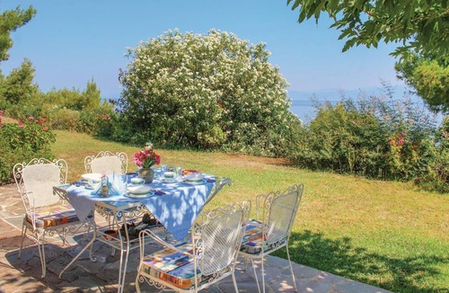 Kato Diminio House | 130 m² House ∙ 2 bedrooms ∙ 6 guests