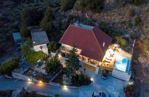 Kamboi House | 135 m² House ∙ 4 bedrooms ∙ 9 guests