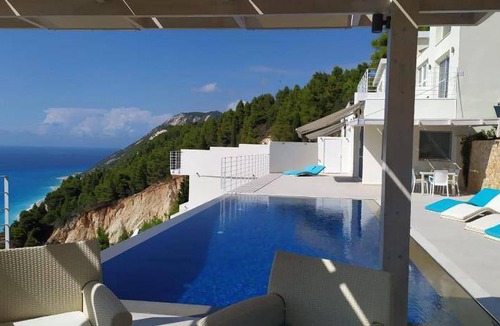 Evgiros Resort | 139 m² Resort ∙ 3 bedrooms ∙ 8 guests