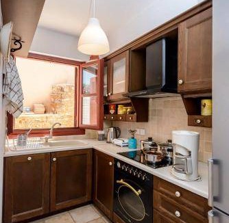 Avia House | 140 m² House ∙ 4 bedrooms ∙ 8 guests
