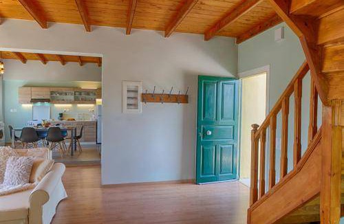 Pelekas Villa | 140 m² Villa ∙ 2 bedrooms ∙ 6 guests