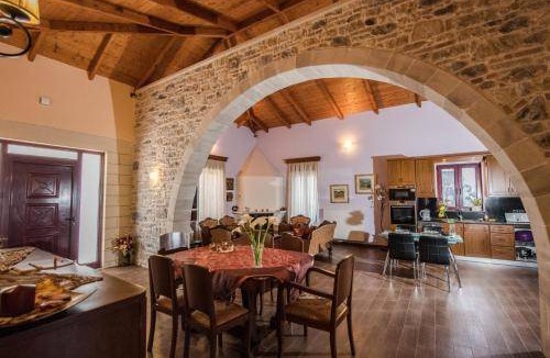 Kissamos Villa | 144 m² Villa ∙ 3 bedrooms ∙ 11 guests