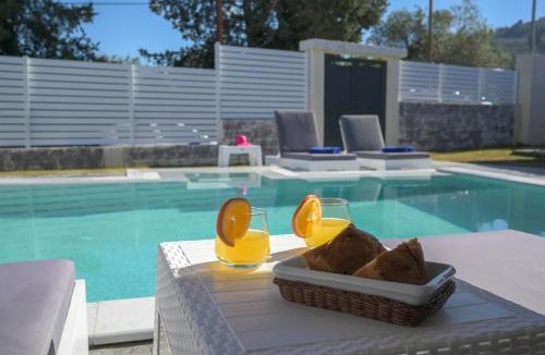 Messonghi Villa | 15 Guests - Luxury Villa Corfu - Luxury Villa