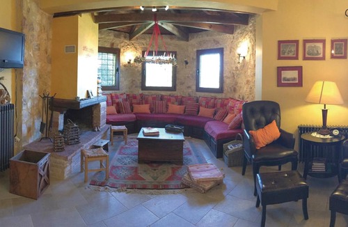 Ziria House | 150 m² House ∙ 3 bedrooms ∙ 6 guests