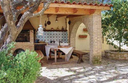 Ziria House | 150 m² House ∙ 3 bedrooms ∙ 6 guests