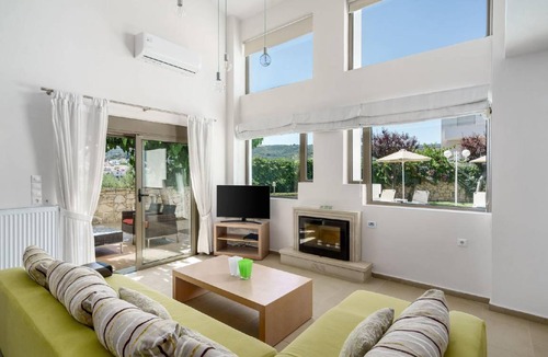 Skouloufia House | 150 m² House ∙ 3 bedrooms ∙ 7 guests