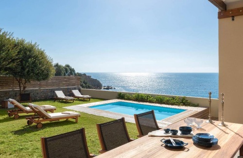 Pefkos House | 150 m² House ∙ 3 bedrooms ∙ 7 guests