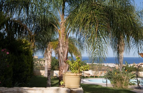 Old Hersonissos House | 150 m² House ∙ 3 bedrooms ∙ 6 guests