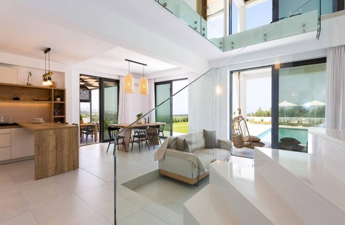Skouloufia House | 160 m² House ∙ 3 bedrooms ∙ 6 guests