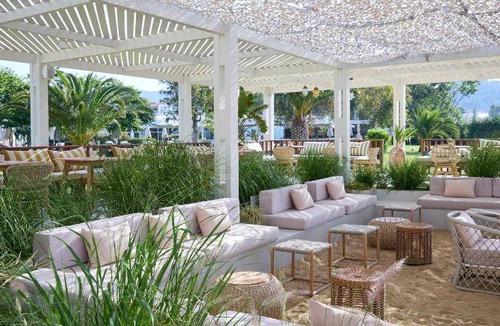 Agia Paraskevi Resort | 160 m² Resort ∙ 2 bedrooms ∙ 127 guests