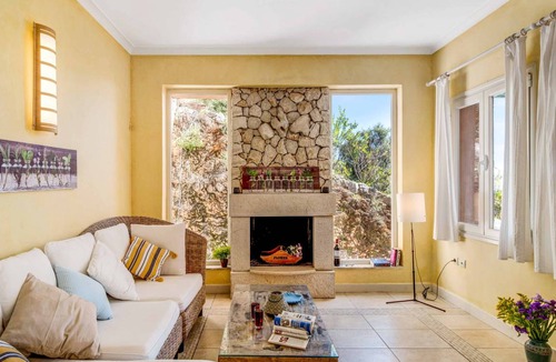 Sivota Villa | 160 m² Villa ∙ 3 bedrooms ∙ 6 guests