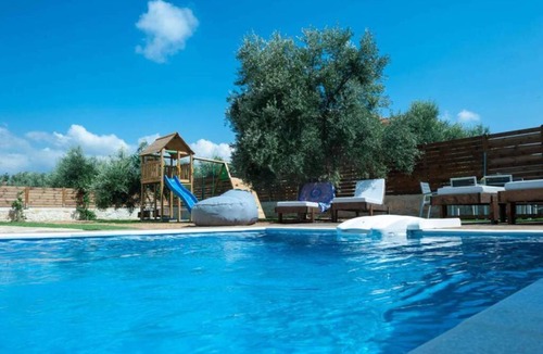 Pagkalochori Villa | 160 m² Villa ∙ 4 bedrooms ∙ 9 guests