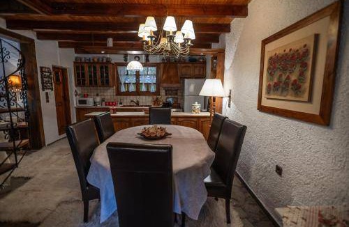 Potamia Villa | 165 m² Villa ∙ 3 bedrooms ∙ 9 guests