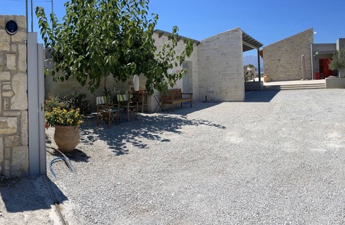 Faistos House | 170 m² House ∙ 2 bedrooms ∙ 4 guests