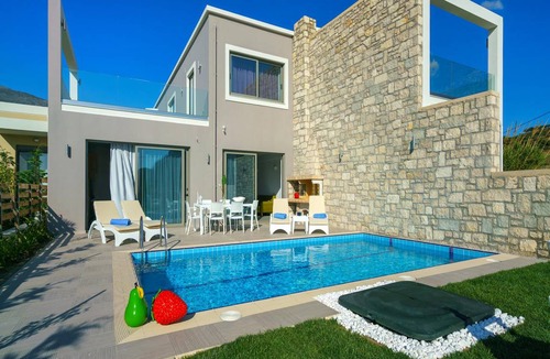 Plakias House | 170 m² House ∙ 3 bedrooms ∙ 7 guests