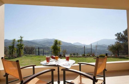 Spilion Villa | 170 m² Villa ∙ 4 bedrooms ∙ 9 guests