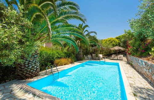 Skopelos Villa | 175 m² Villa ∙ 3 bedrooms ∙ 8 guests