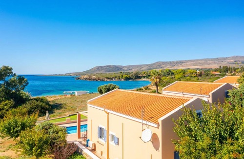 Kounopetra Villa | 175 m² Villa ∙ 3 bedrooms ∙ 7 guests