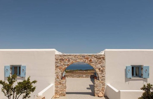 Antiparos Apartment | 180 m² Apartment ∙ 3 bedrooms ∙ 6 guests