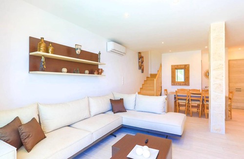 Agni Villa | 180 m² Villa ∙ 4 bedrooms ∙ 9 guests