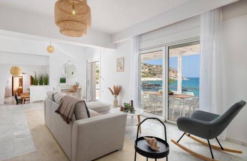 Stegna Villa | 180 m² Villa ∙ 4 bedrooms ∙ 8 guests