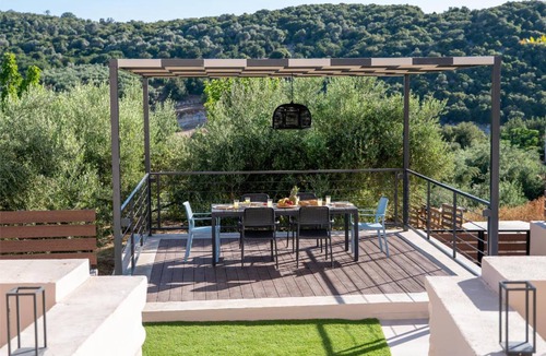 Damavolos House | 185 m² House ∙ 4 bedrooms ∙ 10 guests