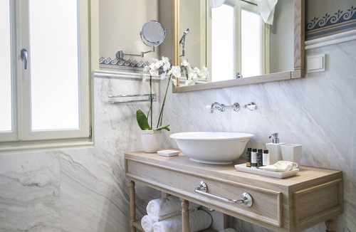 Old Town Hotel | 1905 Boutique Hotel